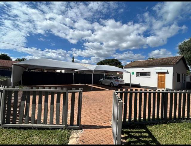 5 BEDROOM HOUSE FOR SALE IN MOKOPANE CENTRAL